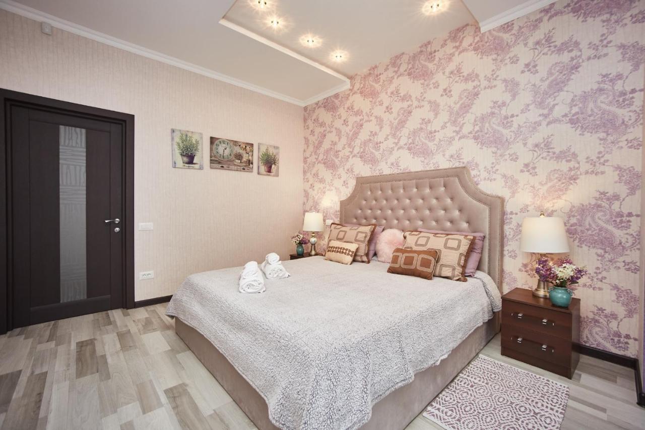Purple Pearl On French Boulevard Appartamento Odessa Esterno foto